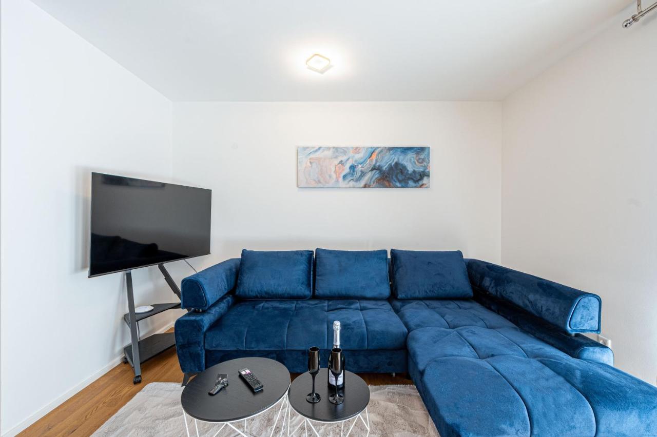 Lit Living: Luxus - Box Spring - Parking - Terrace Lägenhet Ludwigshafen am Rhein Exteriör bild