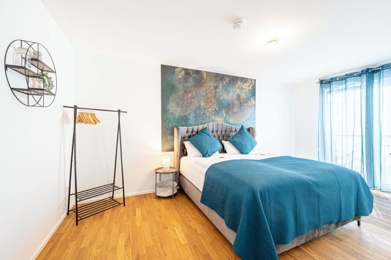 Lit Living: Luxus - Box Spring - Parking - Terrace Lägenhet Ludwigshafen am Rhein Exteriör bild